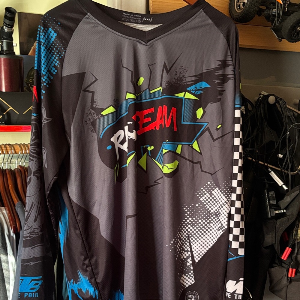 Graphic Long Sleeve Jersey